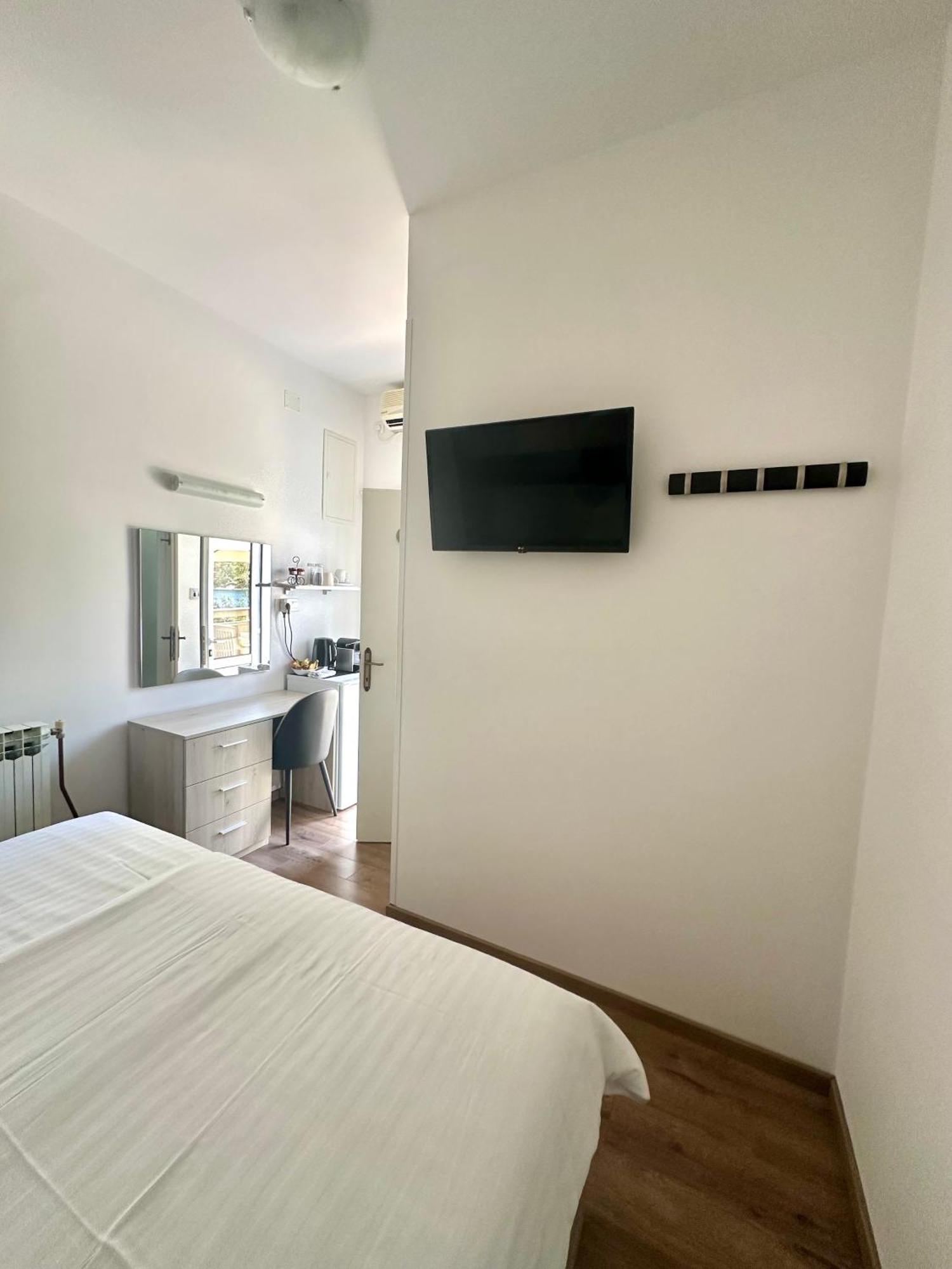 Sea View Room Macolic New Translation Exteriér fotografie
