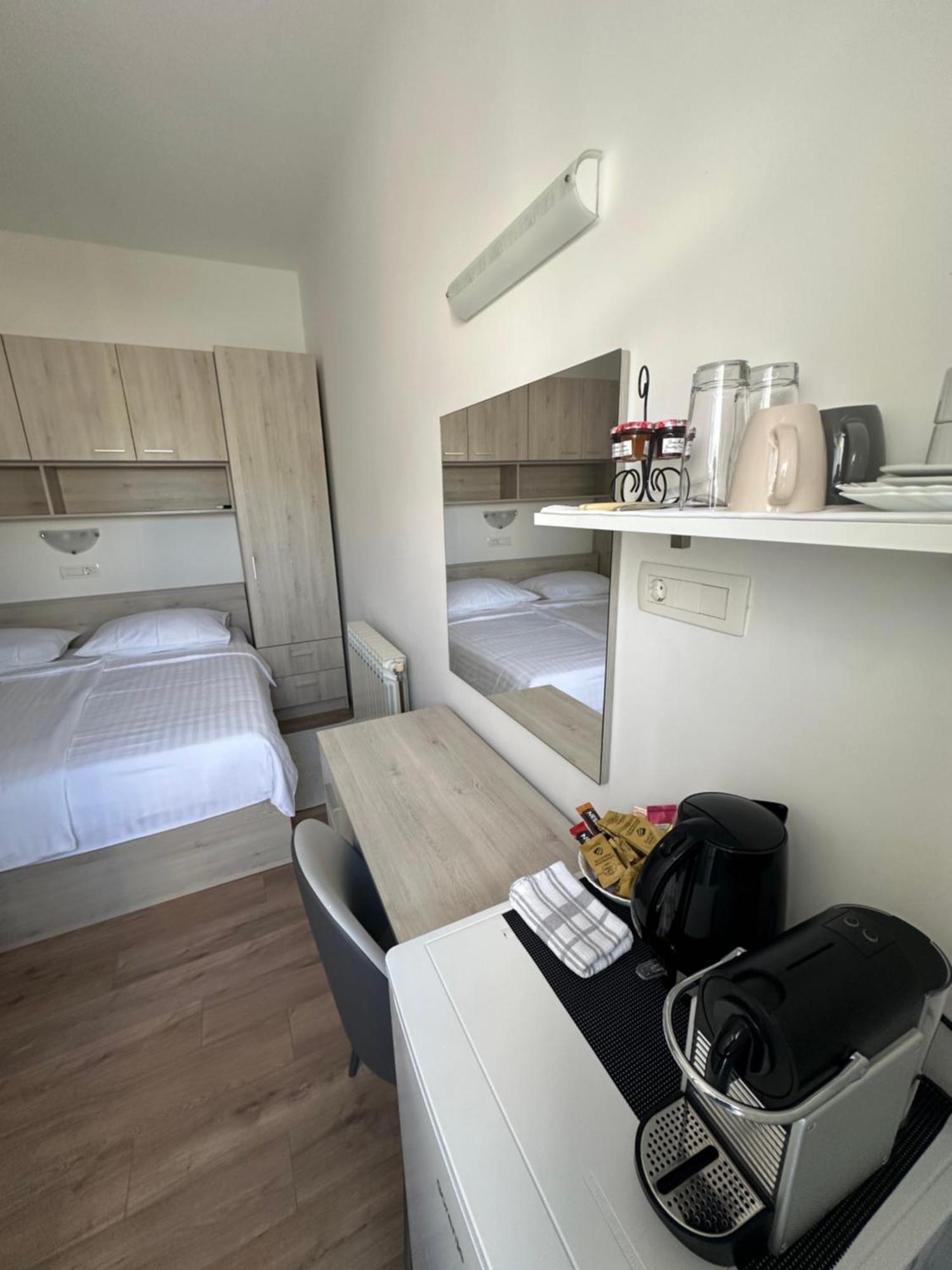 Sea View Room Macolic New Translation Exteriér fotografie
